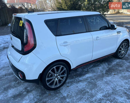 Белый Киа Soul, объемом двигателя 1.6 л и пробегом 37 тыс. км за 11990 $, фото 23 на Automoto.ua