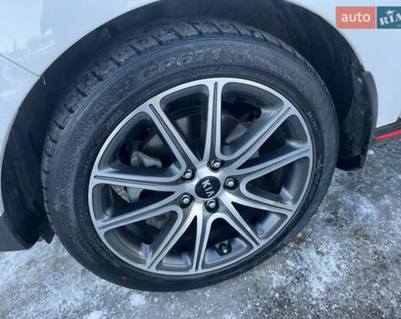 Белый Киа Soul, объемом двигателя 1.6 л и пробегом 37 тыс. км за 11990 $, фото 44 на Automoto.ua
