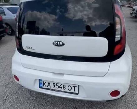 Белый Киа Soul, объемом двигателя 2 л и пробегом 138 тыс. км за 11000 $, фото 5 на Automoto.ua