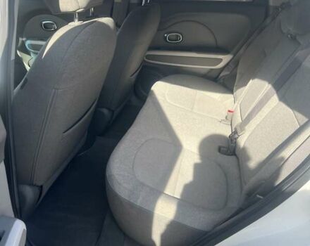 Белый Киа Soul, объемом двигателя 0 л и пробегом 74 тыс. км за 11700 $, фото 5 на Automoto.ua