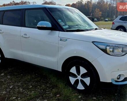 Белый Киа Soul, объемом двигателя 0 л и пробегом 125 тыс. км за 6800 $, фото 7 на Automoto.ua