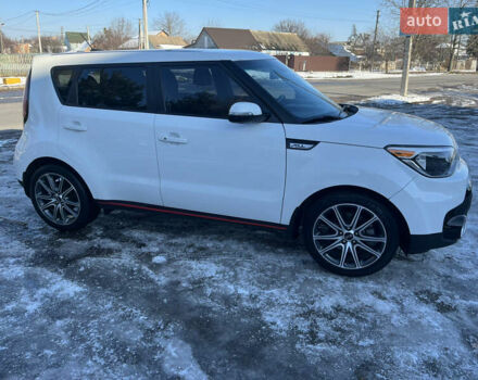 Белый Киа Soul, объемом двигателя 1.6 л и пробегом 37 тыс. км за 11990 $, фото 30 на Automoto.ua