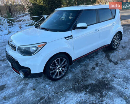Белый Киа Soul, объемом двигателя 1.6 л и пробегом 37 тыс. км за 11990 $, фото 14 на Automoto.ua