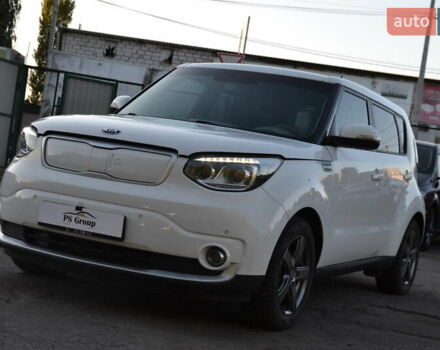 Білий Кіа Soul, об'ємом двигуна 0 л та пробігом 74 тис. км за 11500 $, фото 1 на Automoto.ua