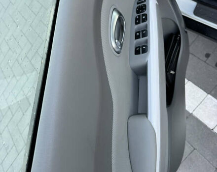 Білий Кіа Soul, об'ємом двигуна 0 л та пробігом 149 тис. км за 10700 $, фото 9 на Automoto.ua