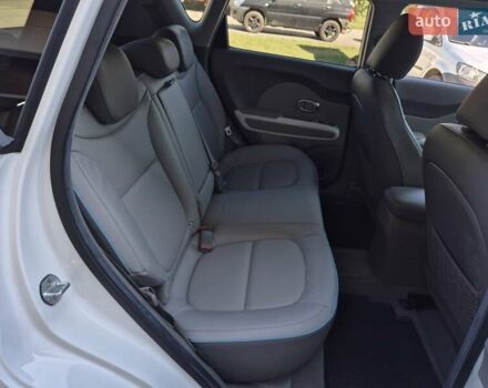 Белый Киа Soul, объемом двигателя 0 л и пробегом 38 тыс. км за 12999 $, фото 31 на Automoto.ua