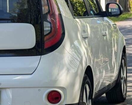 Белый Киа Soul, объемом двигателя 0 л и пробегом 153 тыс. км за 9699 $, фото 13 на Automoto.ua