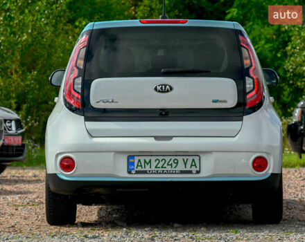 Белый Киа Soul, объемом двигателя 0 л и пробегом 112 тыс. км за 10999 $, фото 11 на Automoto.ua