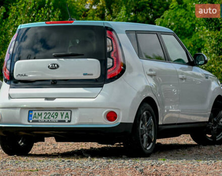 Белый Киа Soul, объемом двигателя 0 л и пробегом 112 тыс. км за 10999 $, фото 13 на Automoto.ua