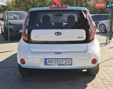 Белый Киа Soul, объемом двигателя 0 л и пробегом 38 тыс. км за 12999 $, фото 16 на Automoto.ua