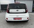 Білий Кіа Soul, об'ємом двигуна 0 л та пробігом 68 тис. км за 11200 $, фото 5 на Automoto.ua