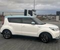 Білий Кіа Soul, об'ємом двигуна 0 л та пробігом 100 тис. км за 11500 $, фото 5 на Automoto.ua