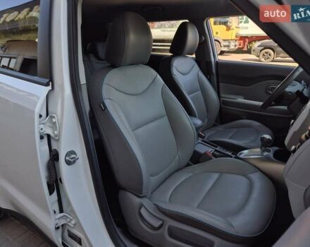 Белый Киа Soul, объемом двигателя 0 л и пробегом 38 тыс. км за 12999 $, фото 34 на Automoto.ua