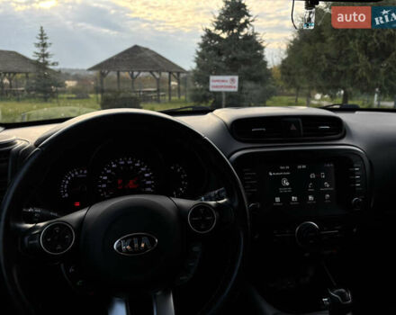 Белый Киа Soul, объемом двигателя 2 л и пробегом 117 тыс. км за 10699 $, фото 13 на Automoto.ua