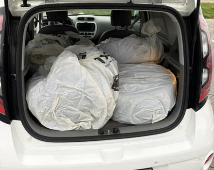 Белый Киа Soul, объемом двигателя 0 л и пробегом 95 тыс. км за 10500 $, фото 14 на Automoto.ua