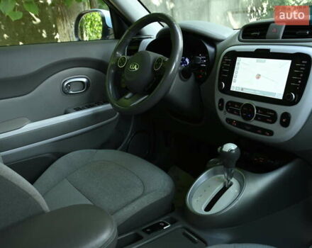Белый Киа Soul, объемом двигателя 0 л и пробегом 112 тыс. км за 10999 $, фото 32 на Automoto.ua
