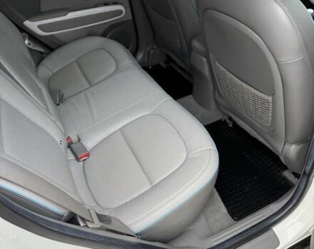 Білий Кіа Soul, об'ємом двигуна 0 л та пробігом 68 тис. км за 11200 $, фото 28 на Automoto.ua