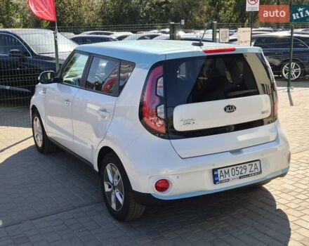 Белый Киа Soul, объемом двигателя 0 л и пробегом 38 тыс. км за 12999 $, фото 19 на Automoto.ua