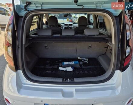 Белый Киа Soul, объемом двигателя 0 л и пробегом 38 тыс. км за 12999 $, фото 27 на Automoto.ua