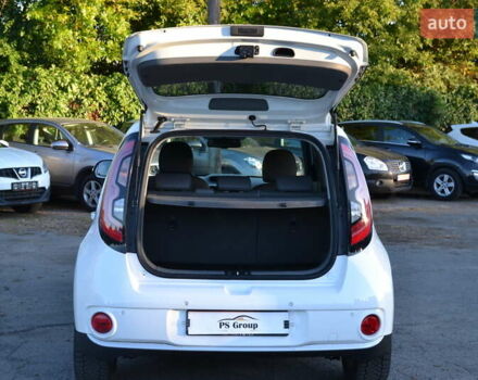 Білий Кіа Soul, об'ємом двигуна 0 л та пробігом 74 тис. км за 11500 $, фото 18 на Automoto.ua