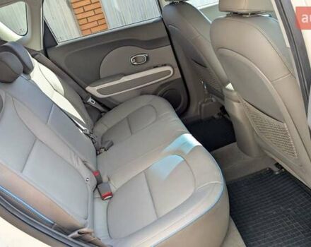 Білий Кіа Soul, об'ємом двигуна 0 л та пробігом 51 тис. км за 11800 $, фото 9 на Automoto.ua