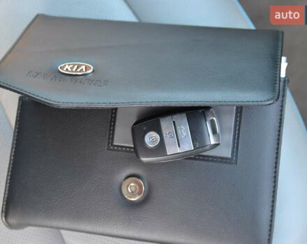 Білий Кіа Soul, об'ємом двигуна 0 л та пробігом 74 тис. км за 11500 $, фото 40 на Automoto.ua