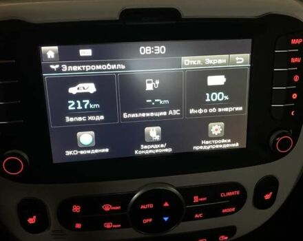 Білий Кіа Soul, об'ємом двигуна 0 л та пробігом 100 тис. км за 11500 $, фото 17 на Automoto.ua