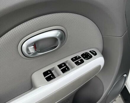 Білий Кіа Soul, об'ємом двигуна 0 л та пробігом 68 тис. км за 11200 $, фото 13 на Automoto.ua