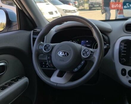 Белый Киа Soul, объемом двигателя 0 л и пробегом 38 тыс. км за 12999 $, фото 35 на Automoto.ua