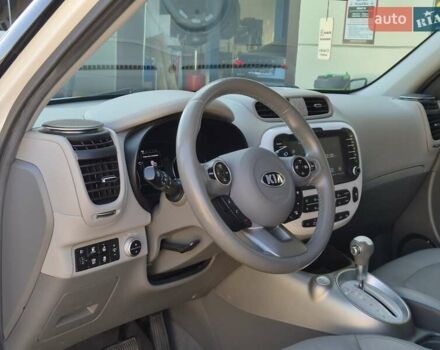 Белый Киа Soul, объемом двигателя 0 л и пробегом 38 тыс. км за 12999 $, фото 23 на Automoto.ua