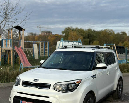 Белый Киа Soul, объемом двигателя 2 л и пробегом 117 тыс. км за 10699 $, фото 3 на Automoto.ua