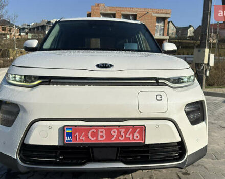 Белый Киа Soul, объемом двигателя 0 л и пробегом 147 тыс. км за 16999 $, фото 5 на Automoto.ua