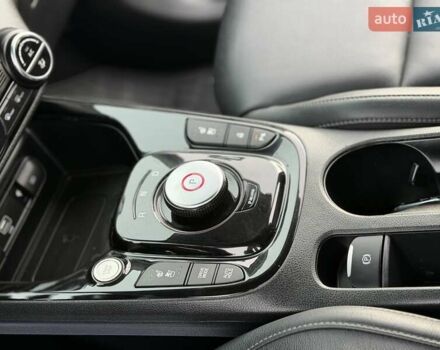 Білий Кіа Soul, об'ємом двигуна 0 л та пробігом 90 тис. км за 16100 $, фото 35 на Automoto.ua