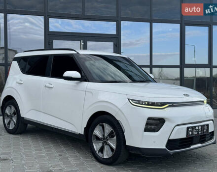 Белый Киа Soul, объемом двигателя 0 л и пробегом 122 тыс. км за 16300 $, фото 9 на Automoto.ua