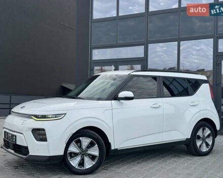 Белый Киа Soul, объемом двигателя 0 л и пробегом 122 тыс. км за 16300 $, фото 6 на Automoto.ua