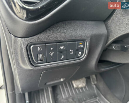 Белый Киа Soul, объемом двигателя 0 л и пробегом 122 тыс. км за 16300 $, фото 40 на Automoto.ua