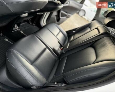 Білий Кіа Soul, об'ємом двигуна 0 л та пробігом 90 тис. км за 16100 $, фото 25 на Automoto.ua