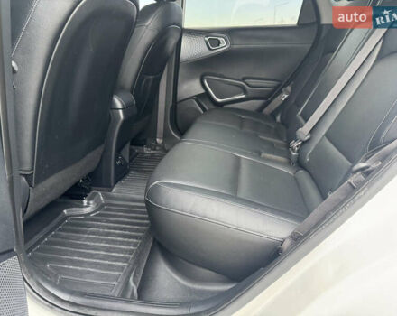 Белый Киа Soul, объемом двигателя 0 л и пробегом 122 тыс. км за 16300 $, фото 43 на Automoto.ua