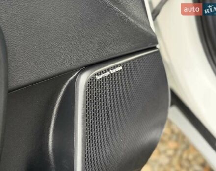 Білий Кіа Soul, об'ємом двигуна 0 л та пробігом 90 тис. км за 16100 $, фото 27 на Automoto.ua