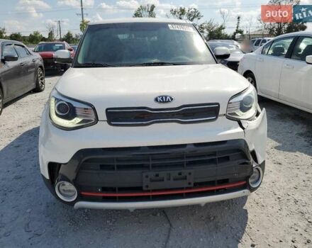 Белый Киа Soul, объемом двигателя 1.6 л и пробегом 30 тыс. км за 2700 $, фото 4 на Automoto.ua