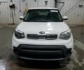 Белый Киа Soul, объемом двигателя 1.6 л и пробегом 75 тыс. км за 1400 $, фото 4 на Automoto.ua