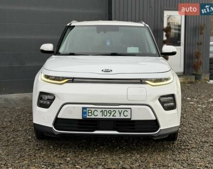 Білий Кіа Soul, об'ємом двигуна 0 л та пробігом 90 тис. км за 16100 $, фото 12 на Automoto.ua