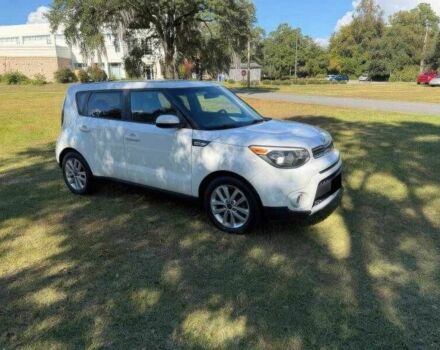 Белый Киа Soul, объемом двигателя 2 л и пробегом 87 тыс. км за 8900 $, фото 2 на Automoto.ua