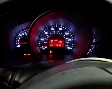 Белый Киа Soul, объемом двигателя 1.6 л и пробегом 75 тыс. км за 1400 $, фото 8 на Automoto.ua