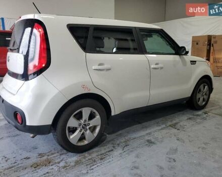 Білий Кіа Soul, об'ємом двигуна 1.6 л та пробігом 110 тис. км за 3000 $, фото 2 на Automoto.ua