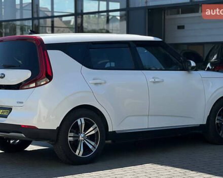 Белый Киа Soul, объемом двигателя 0 л и пробегом 73 тыс. км за 17400 $, фото 1 на Automoto.ua