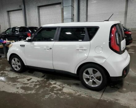 Белый Киа Soul, объемом двигателя 1.6 л и пробегом 75 тыс. км за 1400 $, фото 1 на Automoto.ua
