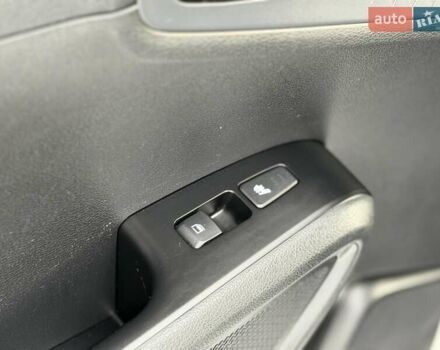 Білий Кіа Soul, об'ємом двигуна 0 л та пробігом 90 тис. км за 16100 $, фото 28 на Automoto.ua