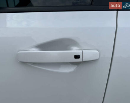 Белый Киа Soul, объемом двигателя 0 л и пробегом 122 тыс. км за 16300 $, фото 29 на Automoto.ua