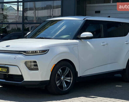 Белый Киа Soul, объемом двигателя 0 л и пробегом 73 тыс. км за 17400 $, фото 5 на Automoto.ua